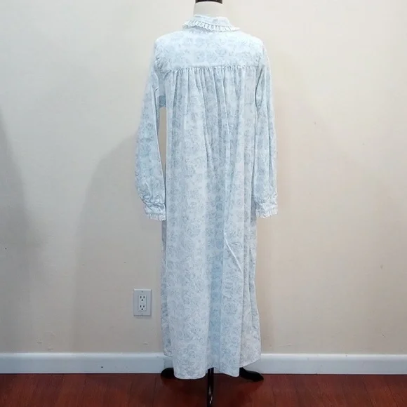 Lanz Of Salzburg Blue And White Blue Nordic Tyrolean Peter Pan Nightgown - S - Picture 4 of 8